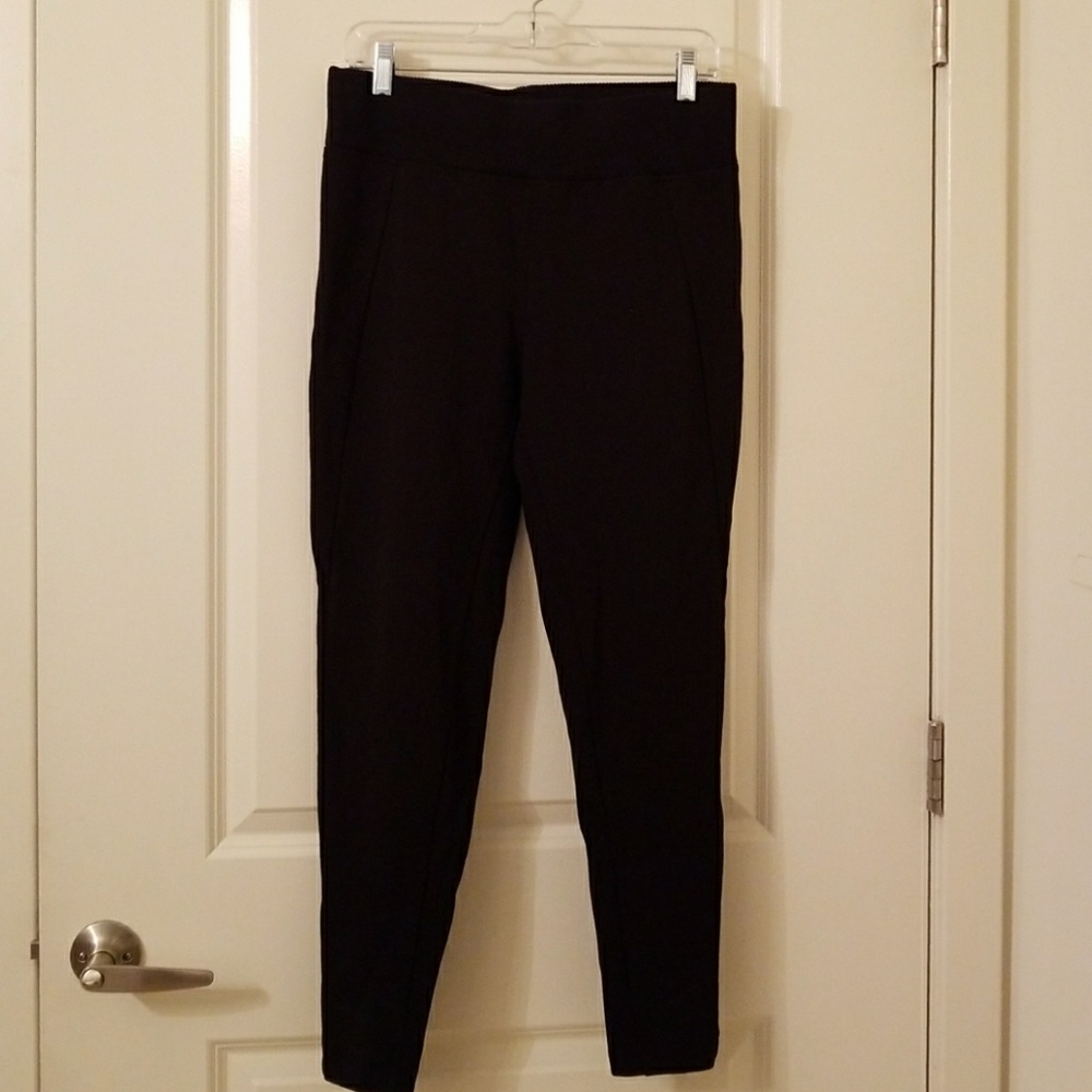 Long black stretch pant